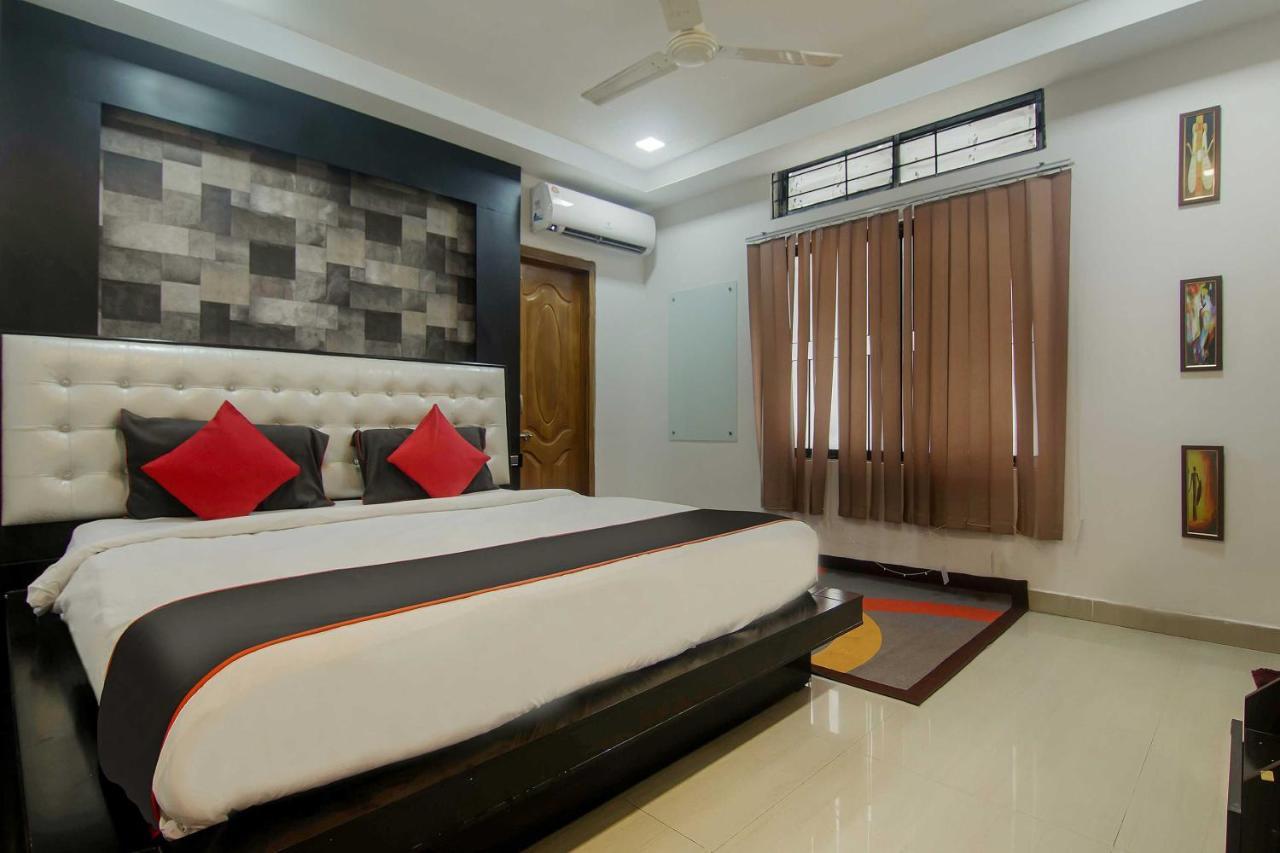 Hotel Collection O The Blu Bell Nizarapar Path Guwahati Exterior foto